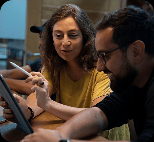 Equipo Lythium trabajando en soluciones de visión artificial para la industria salmonera